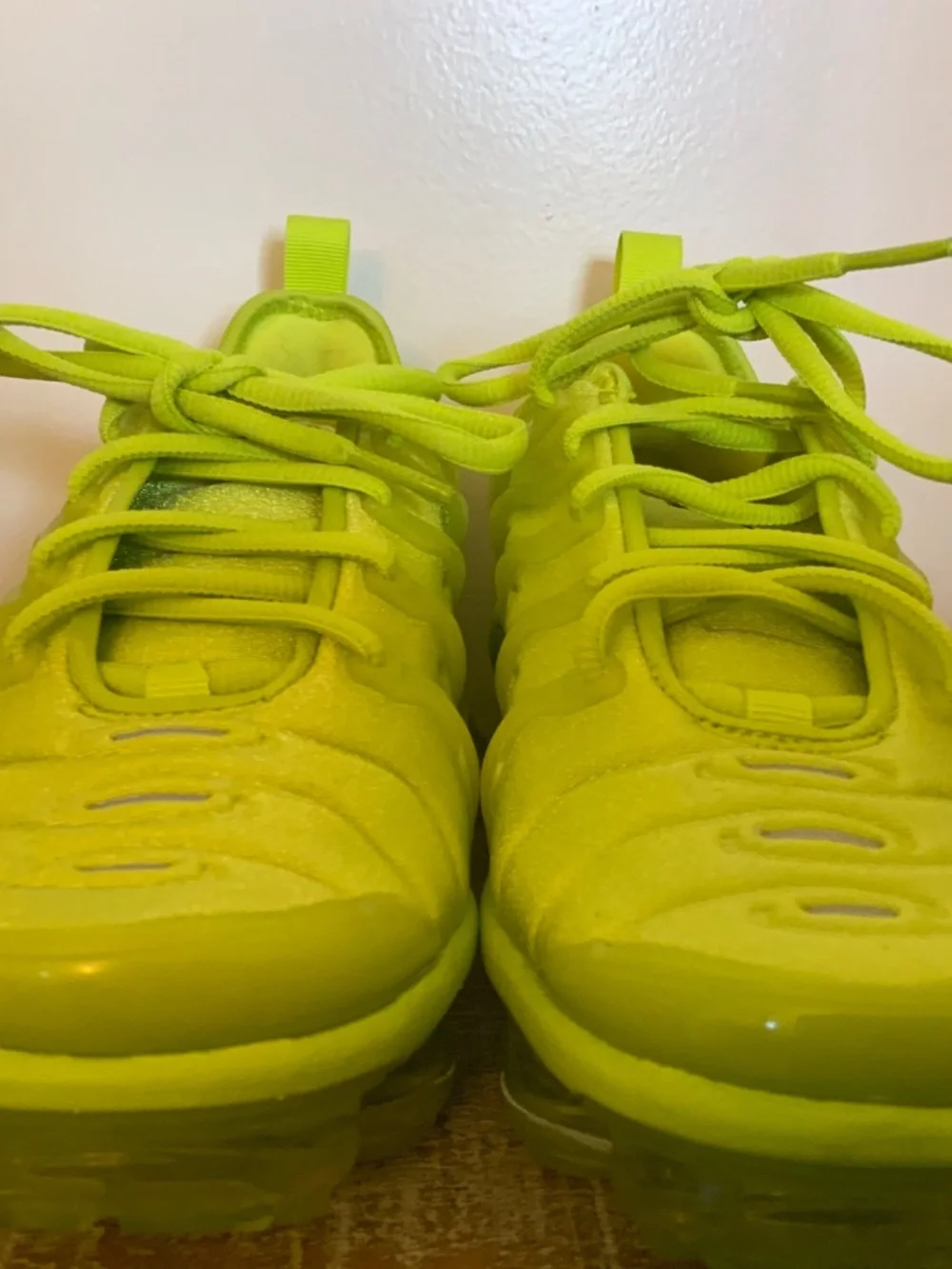 Nike Air VaporMax Plus “Tennis Ball” SIZE: 7